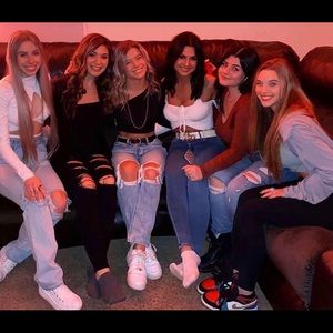 Meet your Posher, Hayley